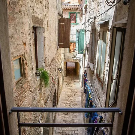 C&s * Rovinj