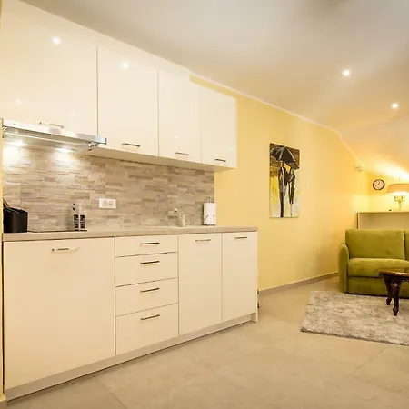 Apartman C&s *